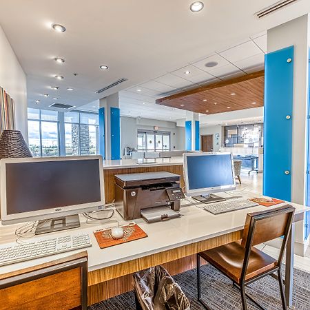 Holiday Inn Express & Suites - Rantoul By Ihg Exteriör bild