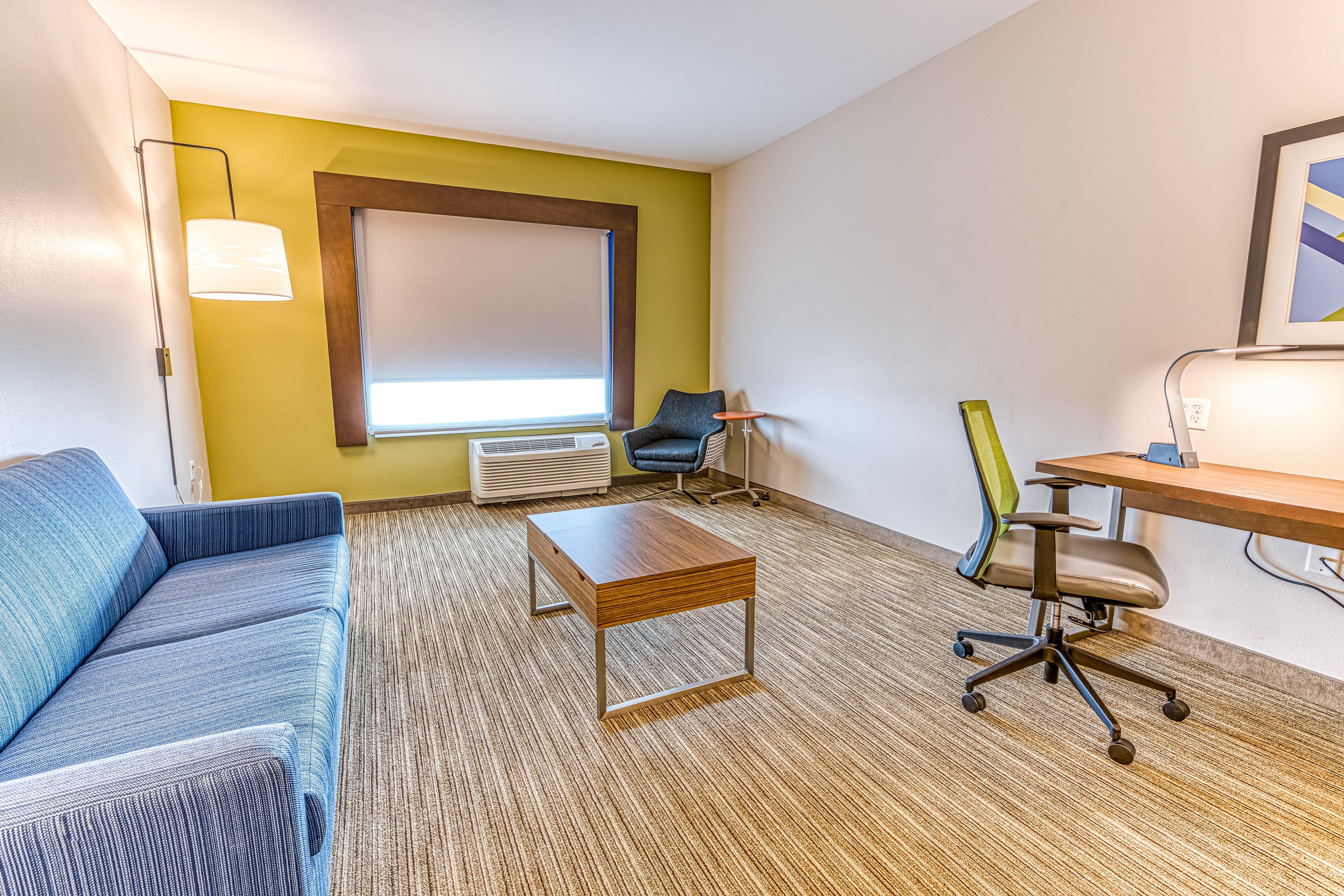 Holiday Inn Express & Suites - Rantoul By Ihg Exteriör bild