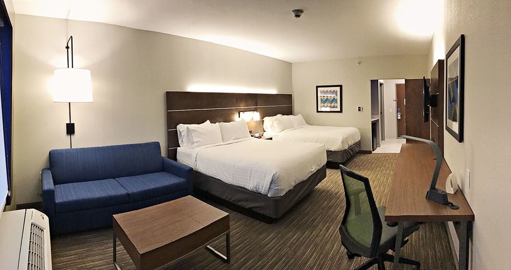 Holiday Inn Express & Suites - Rantoul By Ihg Exteriör bild